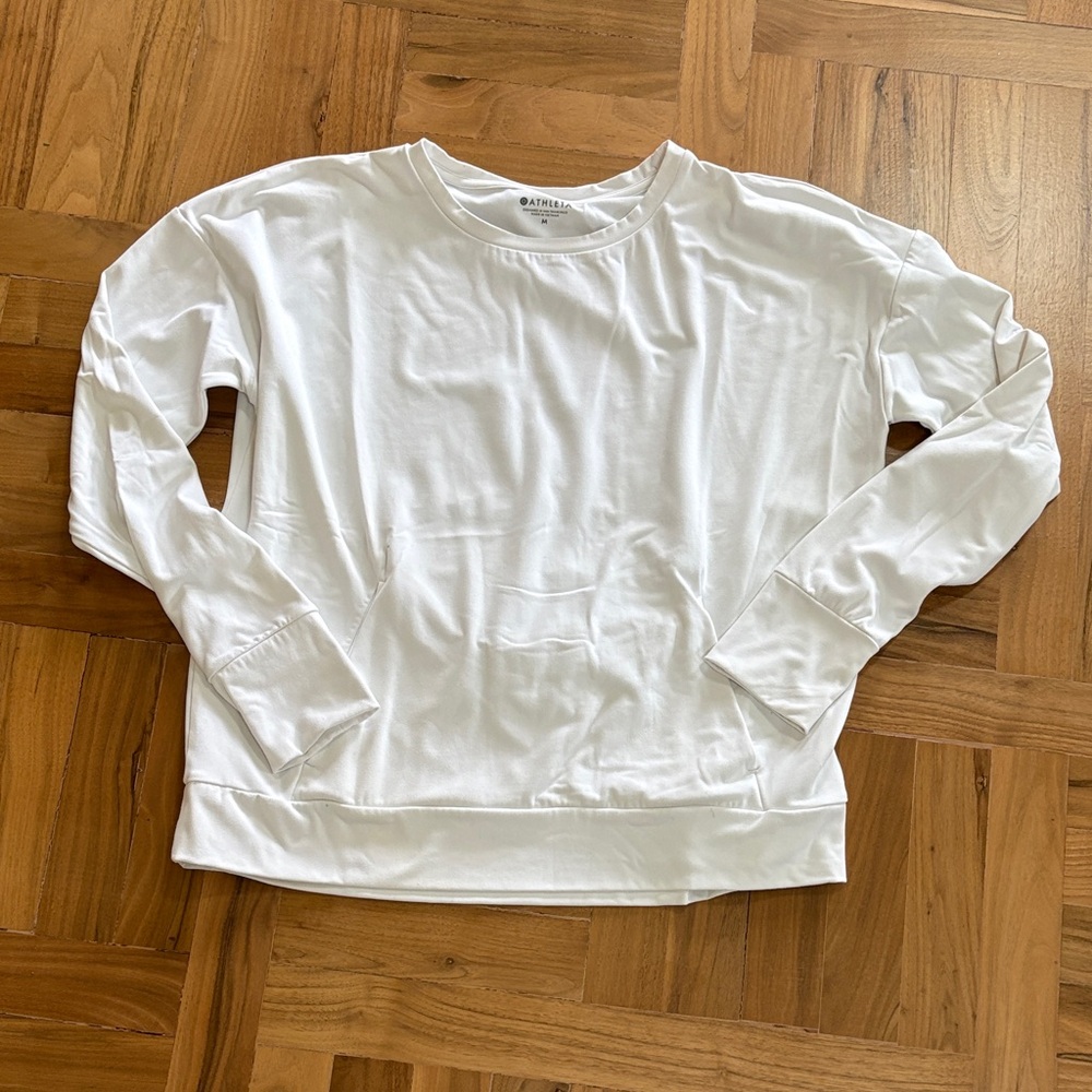 Athleta M White Long Sleeve Sweatshirt